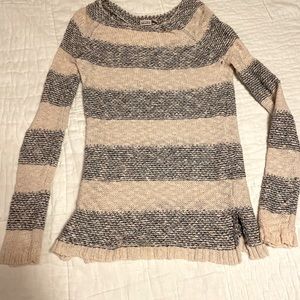 Women’s Mudd Knit Sweater